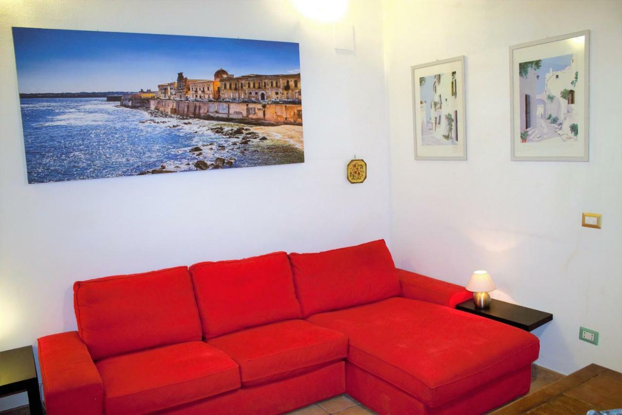 Home Isola Di Luce Syracuse Exterior photo